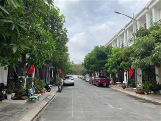 Nhà 1 trệt 2 lầu đông hoà, tp hcm 92m giá 5tỷ5