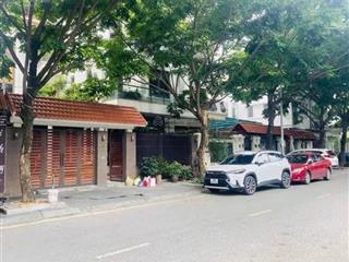 Bán biệt thự mặt hồ thành phố giao lưu căn duy nhất  view đẹp hiếm có