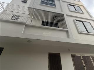 Chính chủ bán nhà lk ngô gia tự, quận long biên, 73m2, oto tránh, sát kđt việt hưng, 2 mặt ngõ