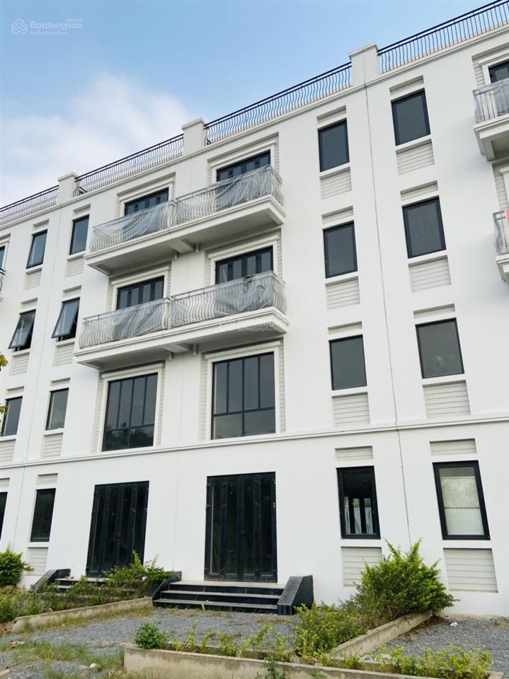 Bán liền kề đẹp tại hateco green park, căn góc 3 mặt thoáng dt 183m2, nhiều tiện ích.  0934 364 ***