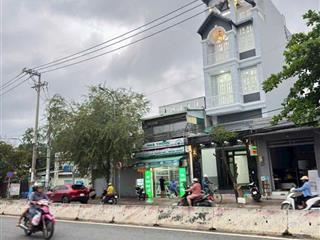 Bán gấp nhà mặt tiền huỳnh tấn phát giá bằng trong hẻm dt 5x18.5m. 3 tầng. st. giá chỉ 11 tỷ 780tr