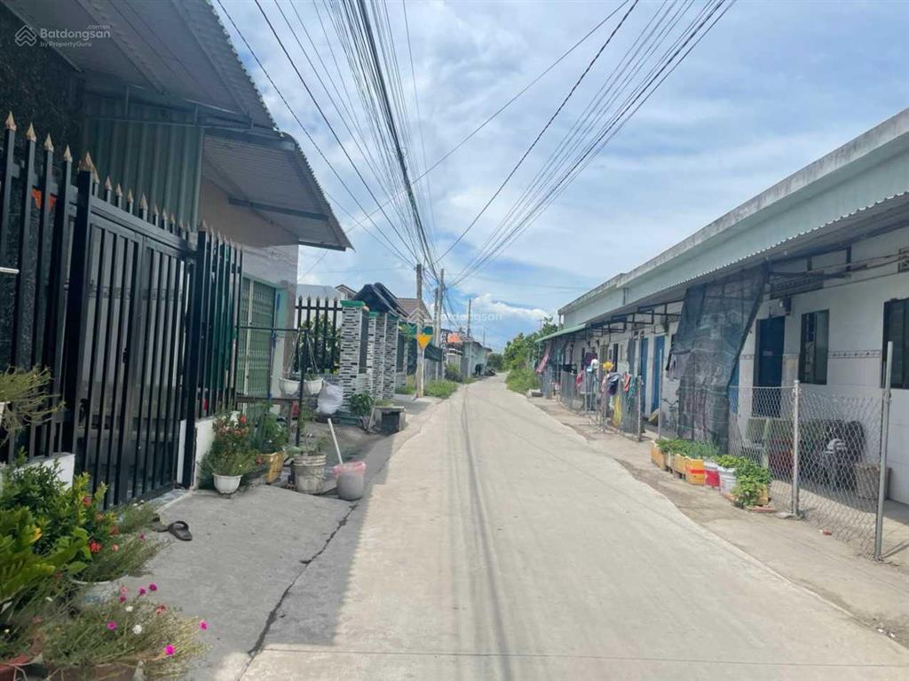 1124m2 đất lúa có 300m2 thổ ngay nam long waterpoin giá ngộp