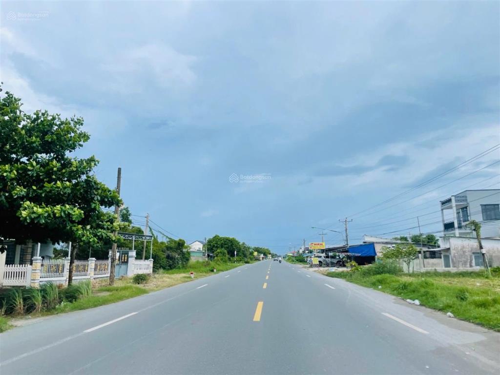 1000mv lúa ngay tt thành phố gò công cách ql 50 chỉ 150m hạ giá cần bán lỗ