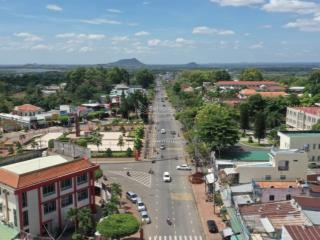 Cần bán đất mặt tiền đường hùng vương, thị trấn gia ray, xuân lộc, đồng nai dt 3700m2 giá 30 tỷ