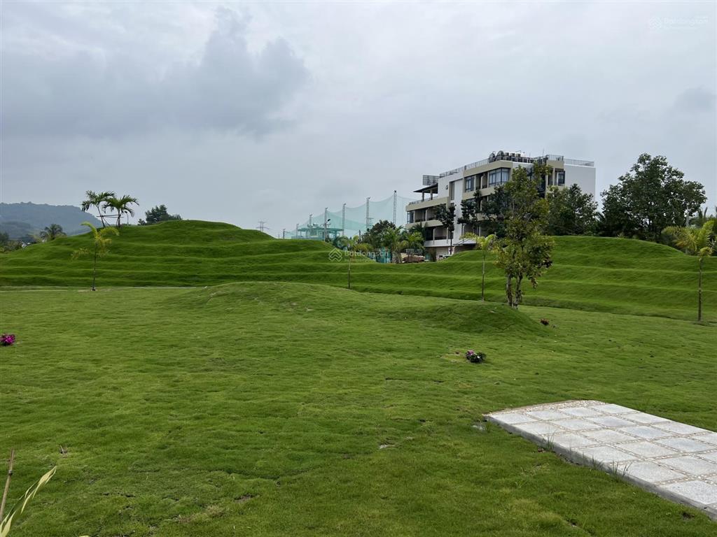 Bán lô đất siêu đẹp, kế bên thảo nguyên hill, chứa chan  sungroup, có 250m mt, 1000m2 tc, shr