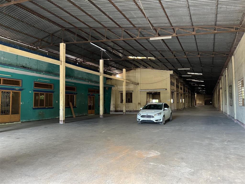 Cần cho thuê kho xưởng sản xuất, ngay chân cao tốc dầu giây  phan thiết và ql1, 6.400m2, 80tr/th