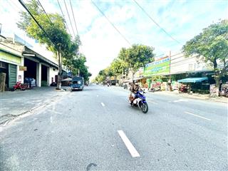 Chủ hạ giá 1 tỷ!! cần bán gấp !! 3 lô liền kề mặt tiền phạm hùng, vị trí kinh doanh đắt địa, giá rẻ