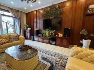 Cần bán nhà mới đẹp xịn xò kqh phan đình phùng  đà lạt