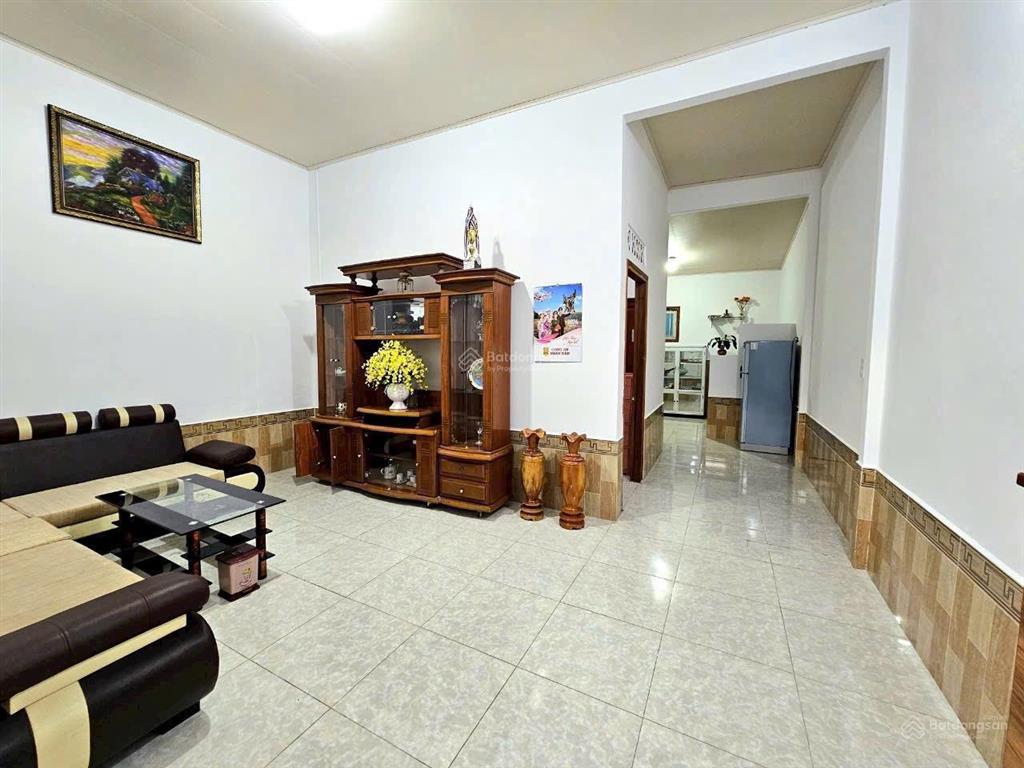 Nhà sổ riêng ngay trung tâm đà lạt  giá chỉ 3,4 tỷ