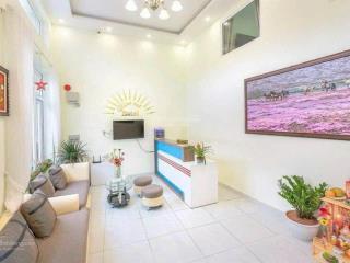 Khách sạn phường xuân hương, đà lạt, 11 phòng, sổ riêng hoàn công, giá 8,6 tỷ