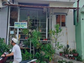 Bán nhà mặt tiền đường lý phục man, đoạn rộng 10m song song với đường 2/4, dt nhà 50m2 giá 2,4 tỷ