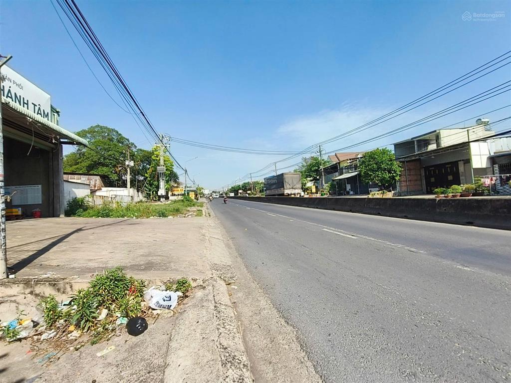 Bán nhà 2 mặt tiền quốc lộ 1a, trảng bom, đồng nai gần kcn hố nai có thu nhập sẵn giá chỉ 5,5 tỷ