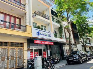 Bán nhà 3 tầng đường b3 tạ xuân thu  vcn phước hải, nha trang, gần chung cư ct4 dt 81m2. 4pn