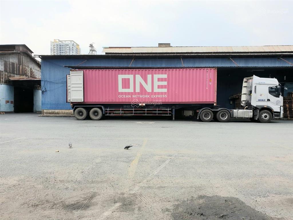Cho thuê kho xưởng ngay trung tâm tp.hcm, dt 650m2, đường xe container