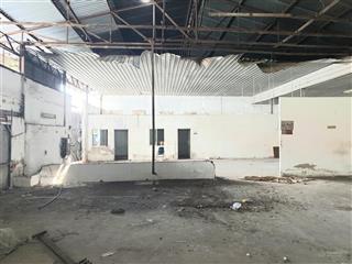 Cho thuê kho xưởng dt 136m2, 360m2 đường nơ trang long bình thạnh