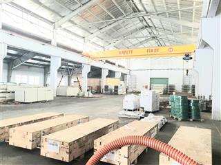 Cho thuê kho, nhà xưởng cont chạy 24/24 dt 2200m2, 1000m2 tại xa lộ hà nội tp thủ đức