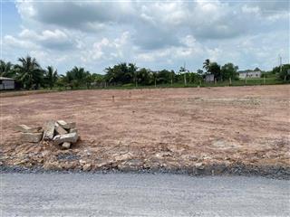 Bán lỗ giảm sâu 2 nền 130m2 xây xưởng mặt tiền 12m ngay kcn bonchen ii sổ hồng riêng