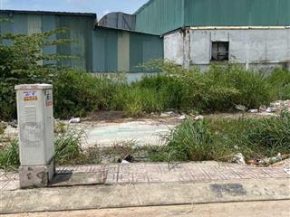  Bán lỗ gấp lô 6m x 17,5m = 105m2 view hồ sinh thái Hương sen KDC Tân đô