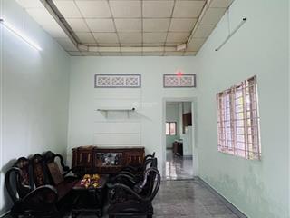 Chính chủ bán nhà c4 gần chợ triều đường mỹ hạnh long an  dt 152m2 sổ hồng riêng giá 18 triệu