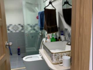 Bán nhà rẻ hoàng hoa thám, bình thạnh  93m2, 3 tầng nở hậu, hẻm xe hơi  8,5tỷ tl