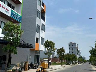 Đất góc 2 mặt tiền phan thị nể cách biển 100m. trục thông biển. s= 94m2 ngang 6.6m giá 8.45 tỷ