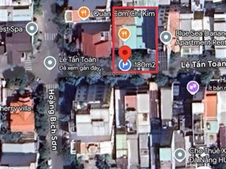 Cặp lê tấn toán sát góc giao hoàng bích sơn.s= 180m2 ngang 10m giá 32.5 tỷ 3 mặt thoáng