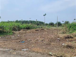 Bán lô đất mt đường trường lu, quận 9. dt 55x70. đất trống. giá bán 21.3 tỷ.  0909 437 ***