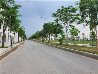 Đường thông, ô tô qua, căn góc xây đơn, vị trí đẹp hết ý nhà kim chung 4 tầng 32m2 gí 4 tỷ 95