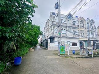 Bán đất 222m2, đường giồng lớn, xã mỹ hạnh nam, đức hòa, long an, giá ưu đãi 2 tỷ vnd