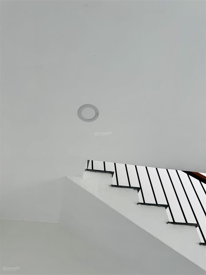 Cho thuê căn nhà trục chính dự án phúc an garden mới 100%, đầy đủ nội thất cao cấp 13tr/tháng