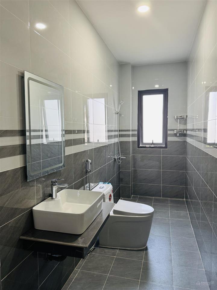 Cho thuê căn nhà trục chính dự án phúc an garden mới 100%, đầy đủ nội thất cao cấp 13tr/tháng