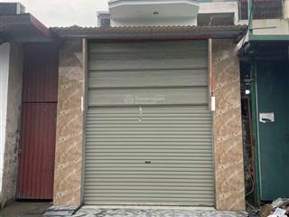 Cho thuê nhà riêng giải phóngtầng 1 là 80 m2, xd 55x3 tầng, 4 ngủ, 3wc, điều hòa, giường tủ,...