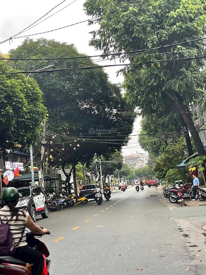 Hiếm! bán đất siêu hiếm khu bình phú, căn góc đường chợ lớn 7x19 giá 24 tỷ