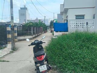 Bán lô góc 2 mặt tiền đất 127m2 thổ cư gần đoàn nguyễn tuấn