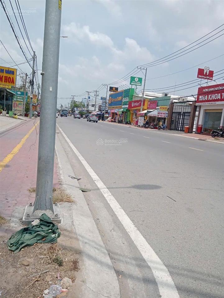 Bán gấp đất thổ cư kdc hồ bắc 114m2 kế bên ủy ban xã tân kiên