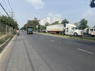 Chủ cần bán gấp hạ giá từ 10ti còn 8ti đối diện chợ bình điền