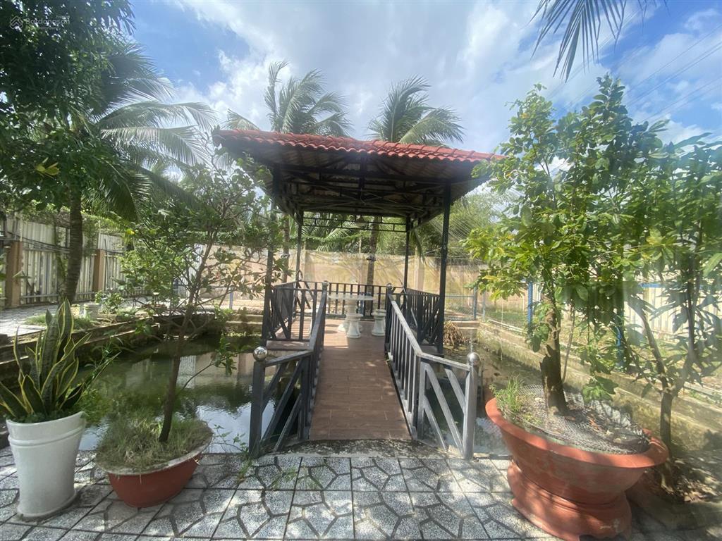 Bán biệt thự nhà vườn 1200m2 thổ cư 2 mặt tiền xã tân nhựt