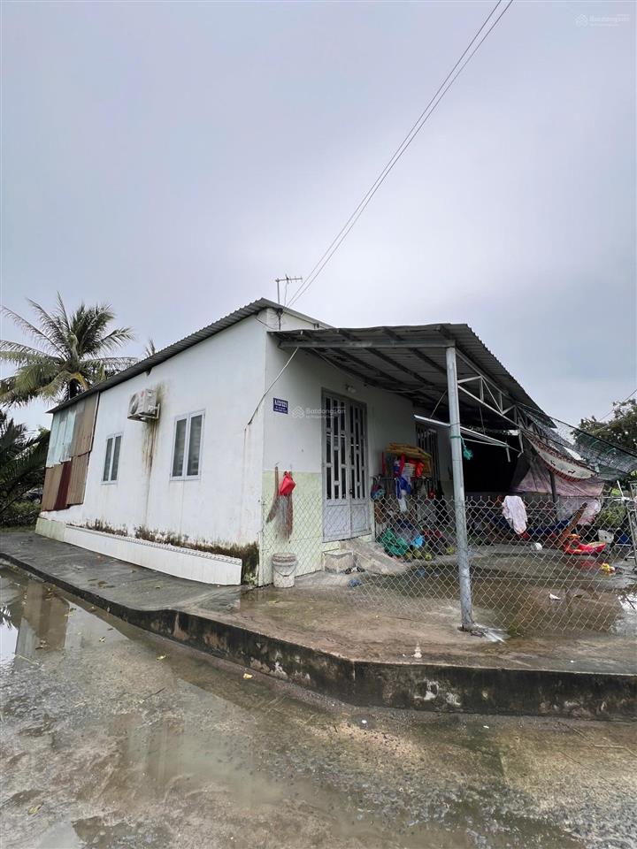 Bán nhà hxh 330m2 thổ cư xã tân nhựt giá quá rẻ 3.6ti