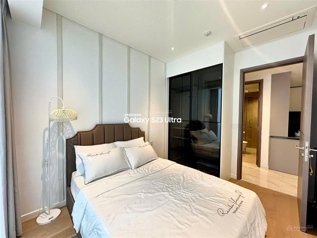 Bán căn góc 80m2, 2pn, full nội thất, giá 29 tỷ, all in