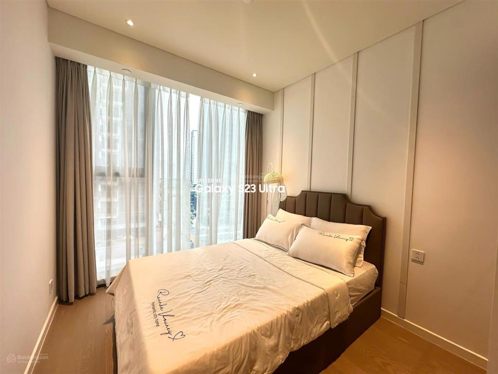 Bán căn góc 80m2, 2pn, full nội thất, giá 29 tỷ, all in