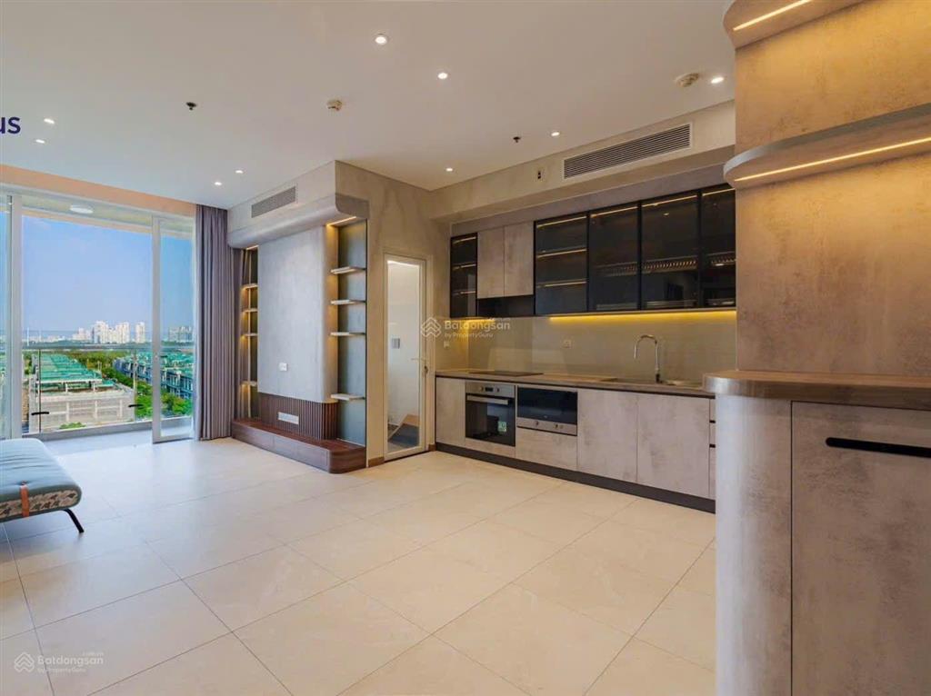 Cần tiền bán căn hộ 2pn, sổ hồng, giá 17,2 tỷ