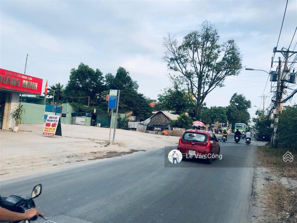 Cho thuê 7.050m2 (54 x 135m) đất mặt đường lã xuân oai đối diện đông tăng long quận 9