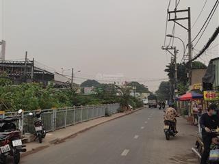 Mặt tiền kênh 19 tháng 5  tân phú, 5,1x53m, nhà nát, giá 19,2 tỷ tl