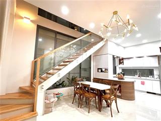 Mặt tiền nguyễn hữu tiến  tân phú, 4,25x28m nở hậu 8,3m, 2 lầu st, giá 17,9 tỷ tl.