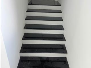 Bán nhà đẹp 3 tầng đường 33m nguyễn tất thành, dt 125 m2 giá 15 tỷ.  0935 121 ***
