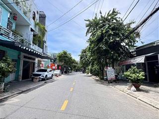 Bán đất hai mặt tiền số 298 nguyễn công hoan dt 93,3 m2 giá 4,45 tỷ  0935 121 ***
