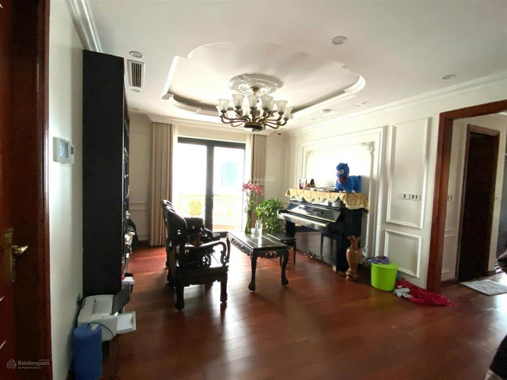 Bán biệt thự vip mặt phố thép mới kđt việt hưng  long biên 200m2. mt 11m. 3.5 tầng. 58.5 tỷ tl