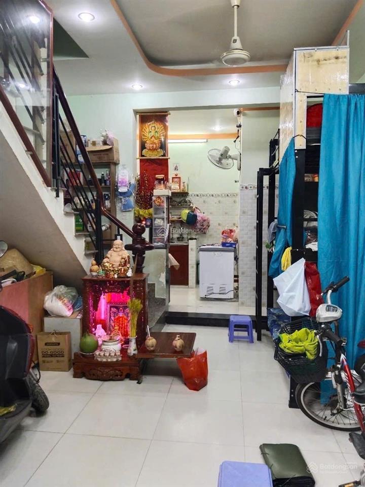 Nhà 2 tầng vườn lài tân phú dt 4x8. chỉ 4,15 tỷ còn bớt. hẻm thông. vài bước ra hẻm xe tải