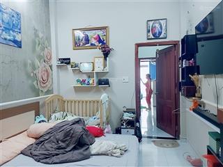 Nhà 2 tầng oto đỗ cửa cống lỡ p15 tân bình. dt 51m2. giảm 200tr chỉ còn 5,3 tỷ. sổ riêng hoàn công