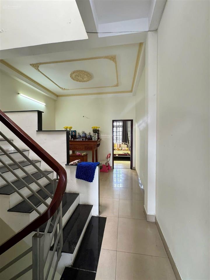 4 tầng hẻm 6m 1 sẹc quang trung ngay mercedes benz dt 4x22 sổ vuông hoàn công đủ chỉ hơn 8 tỷ